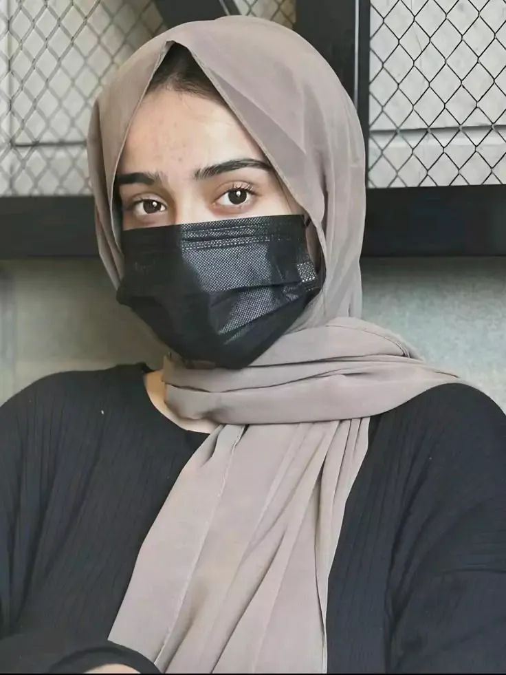 attitude-anime-girl-with-mask