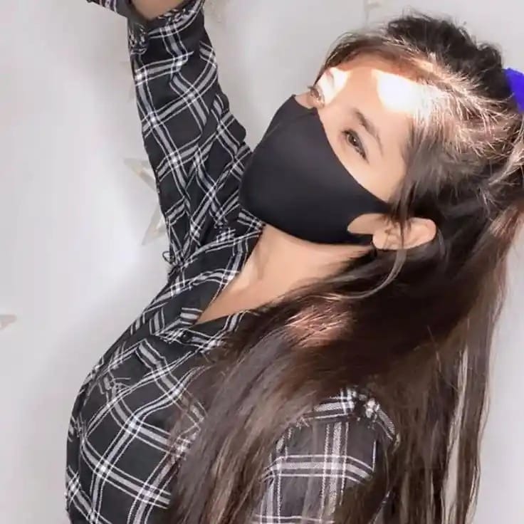 attitude-cartoon-girl-dpz-with-mask