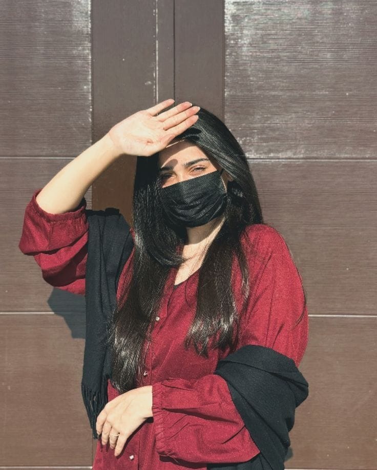 black-mask-girl-dp (2)