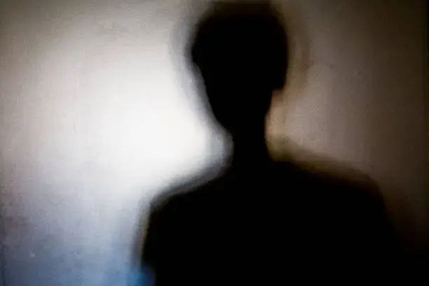 black-shadow-girl-dp (2)
