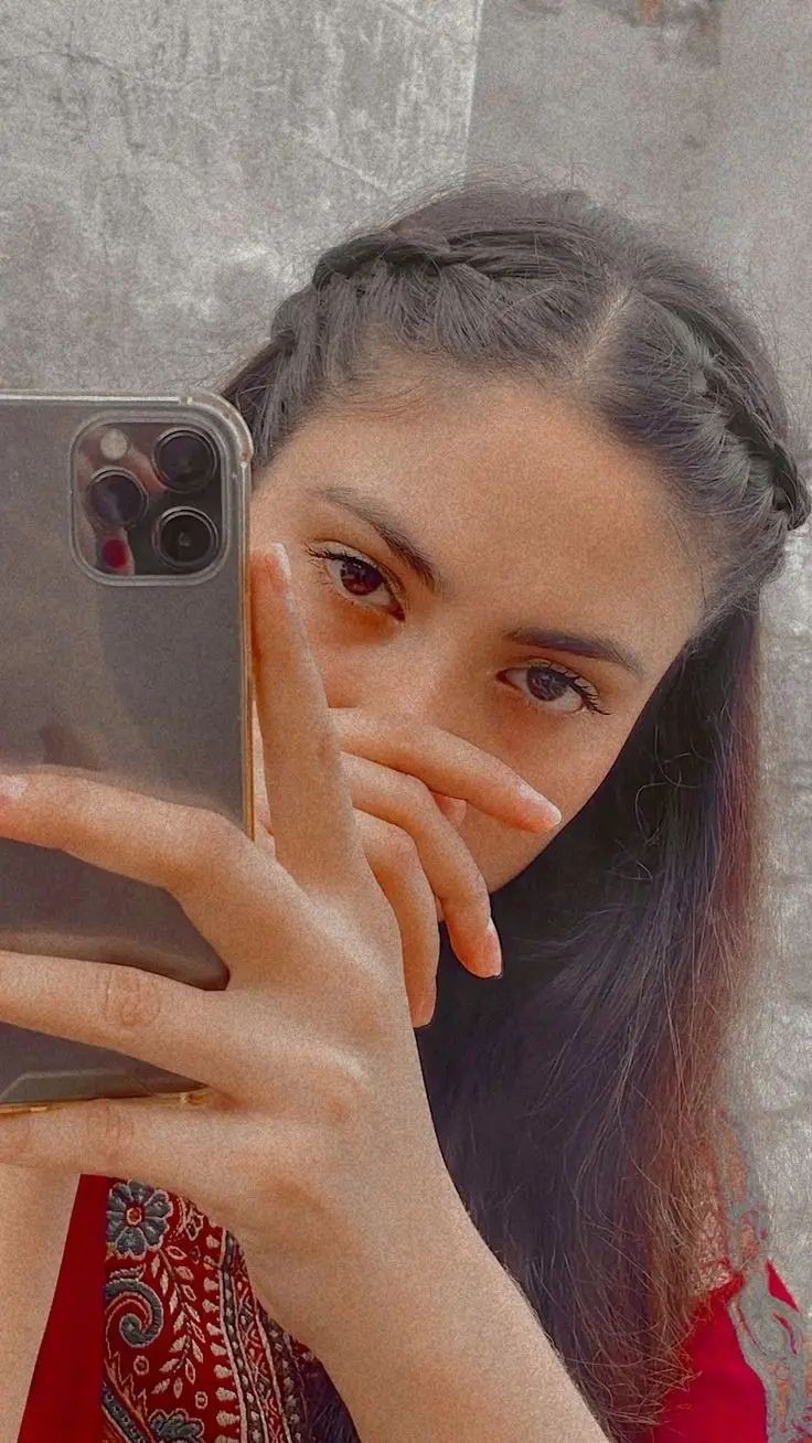 girls-insta-dp