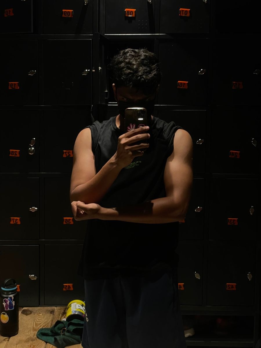 gym-photo-pose