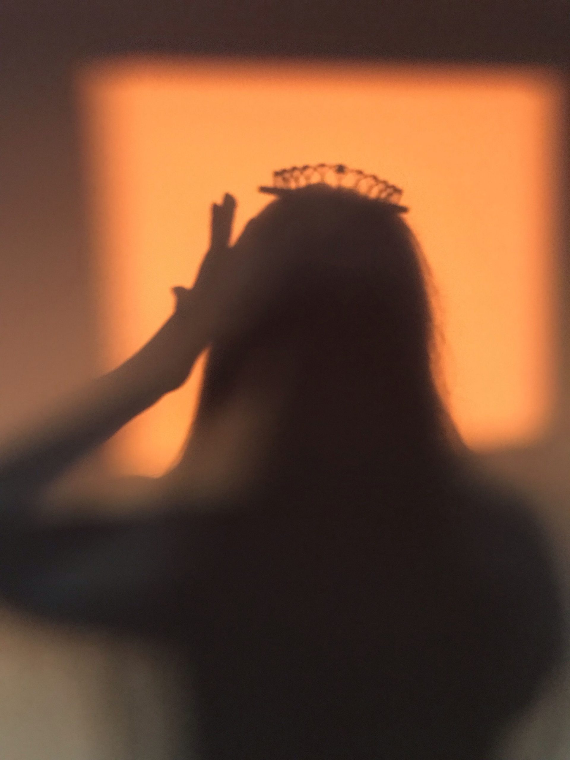 instagram-aesthetic-profile-cute-shadow-images-of-girl (2)