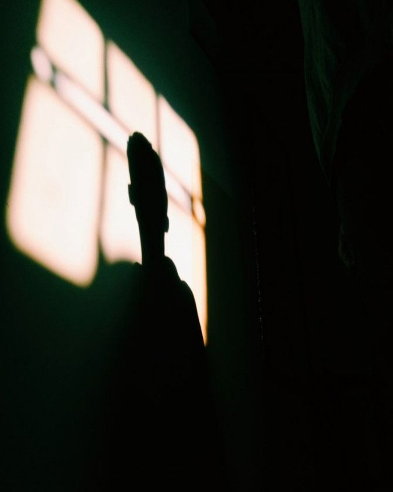 shadow-pic-of-girl
